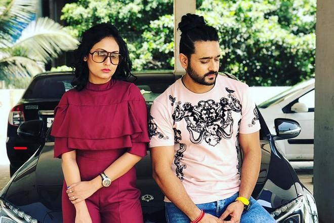 Ашиш Шарма - биография, личная жизнь, жена и дети, роли и фильмы 2023