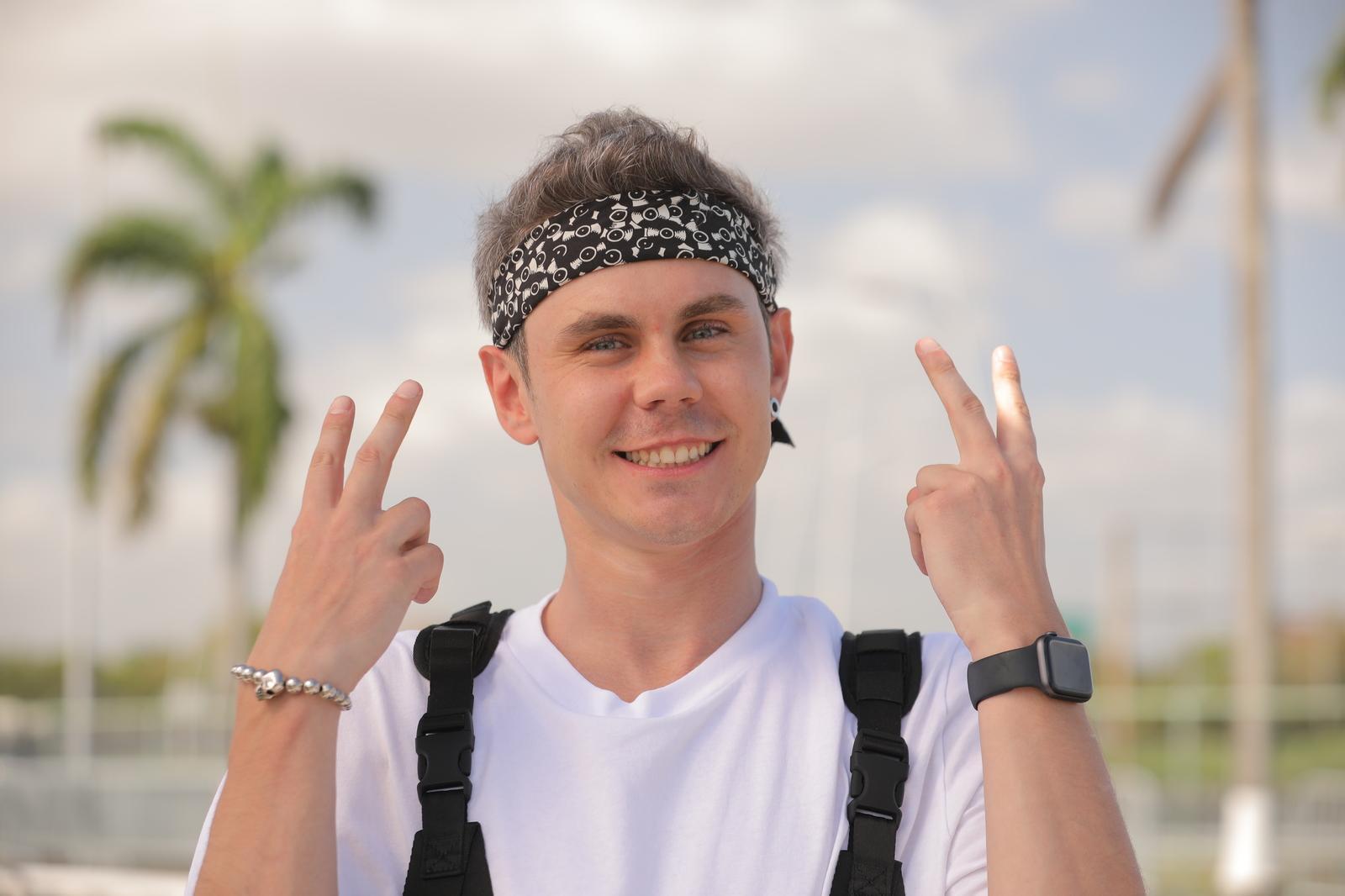 Ян Топлес - биография блогера, интересные факты из жизни